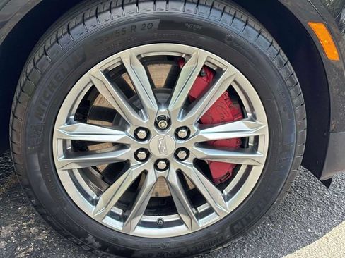 Used 2023 Cadillac XT5 Sportv w/ Technology Package AWD/4WD image 32