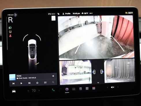 Used 2022 Tesla Model Y Long Range image 23