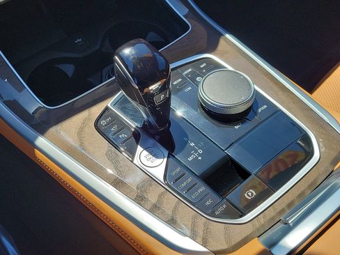 Used 2023 BMW X5 xDrive40i w/ Luxury Seating Package image 27