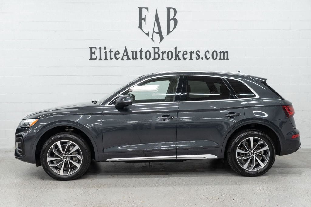 Used 2021 Audi Q5 2.0T Premium Plus w/ Premium Plus Package AWD/4WD image 2