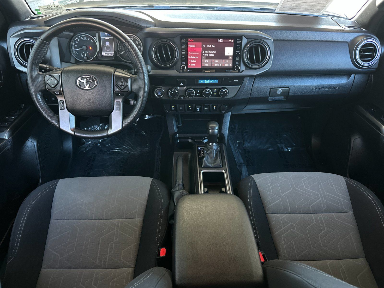Used 2022 Toyota Tacoma TRD Sport w/ Technology Package AWD/4WD image 12