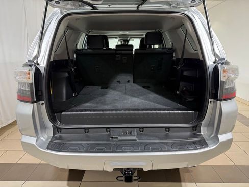 Certified 2022 Toyota 4Runner SR5 Premium w/ Moonroof Package AWD/4WD image 12