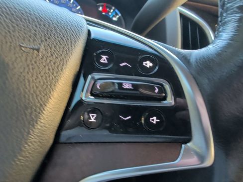 Used 2016 Cadillac Escalade ESV Luxury AWD/4WD image 16