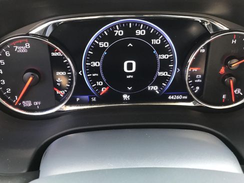 Used 2022 GMC Acadia Denali w/ Denali Ultimate Package AWD/4WD image 11