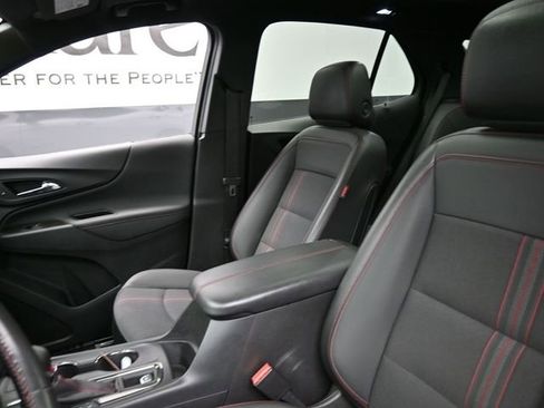 Used 2022 Chevrolet Equinox RS FWD image 16