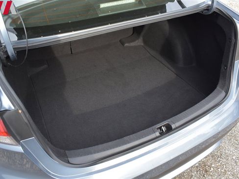 Used 2022 Toyota Corolla LE image 26