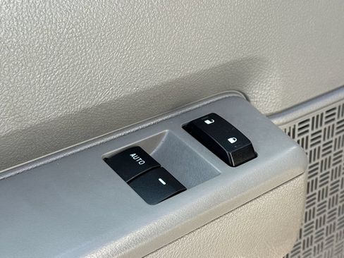 Used 2023 Ford E-350 and Econoline 350 Super Duty w/ Power Windows & Locks Group RWD image 19