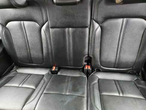 Used 2023 Jeep Wagoneer Series II image 8