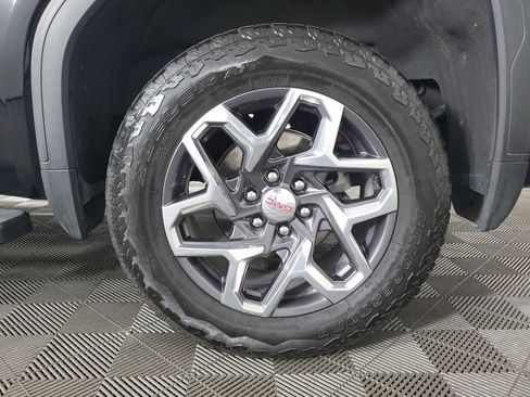 Used 2023 GMC Sierra 1500 SLT w/ SLT Premium Plus Package image 30