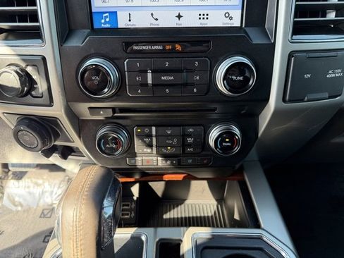 Used 2017 Ford F150 King Ranch w/ Equipment Group 601A Luxury image 17