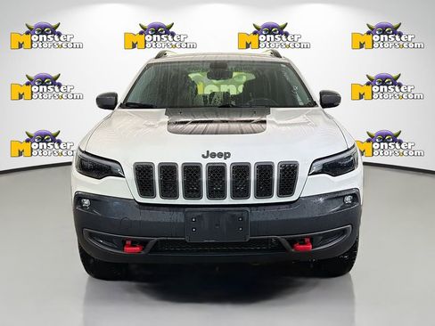 Used 2019 Jeep Cherokee Trailhawk AWD/4WD image 2