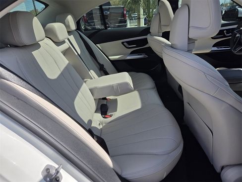 Used 2026 Mercedes-Benz E 350 Sedan image 15