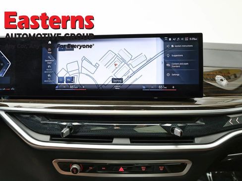 Used 2023 BMW X7 xDrive40i w/ Executive Package AWD/4WD image 12