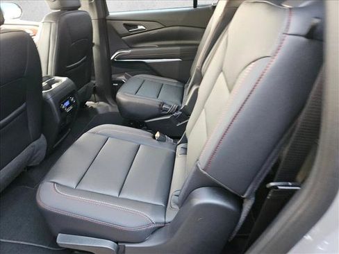 New 2026 Chevrolet Traverse Z71 w/ Enhanced Driving Package AWD/4WD image 7