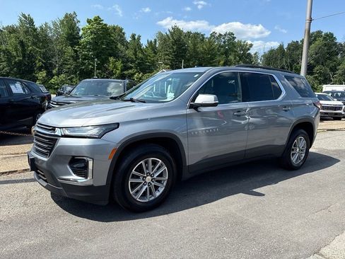 Used 2023 Chevrolet Traverse LT AWD/4WD image 24