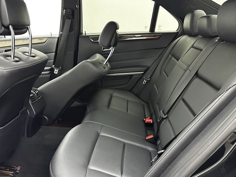 Used 2016 Mercedes-Benz E 350 Sedan w/ Premium Package image 30