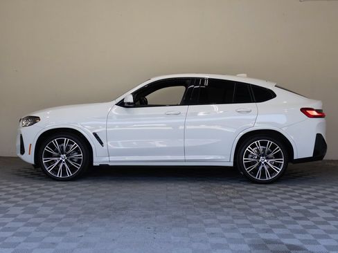 Used 2023 BMW X4 xDrive30i w/ M Sport Package AWD/4WD image 7