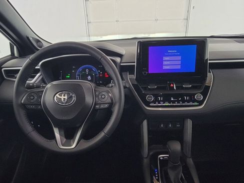 Certified 2025 Toyota Corolla Cross AWD Hybrid image 13