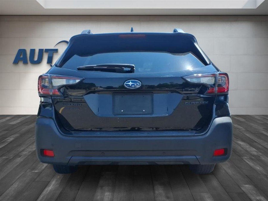 Used 2024 Subaru Outback Onyx Edition AWD/4WD image 6