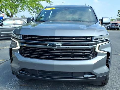 Used 2021 Chevrolet Tahoe RST w/ Luxury Package AWD/4WD image 2