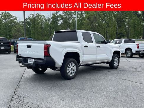 Used 2025 Toyota Tacoma SR AWD/4WD image 5