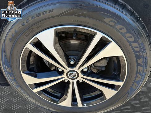 Used 2023 Nissan Sentra SV FWD image 21