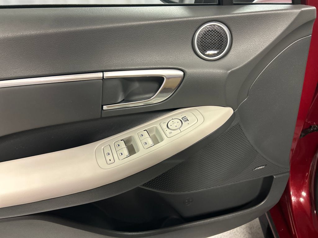 Used 2023 Hyundai Sonata SEL FWD image 12