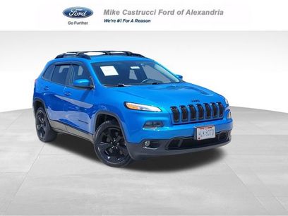 Used 2018 Jeep Cherokee Latitude w/ Altitude Package
