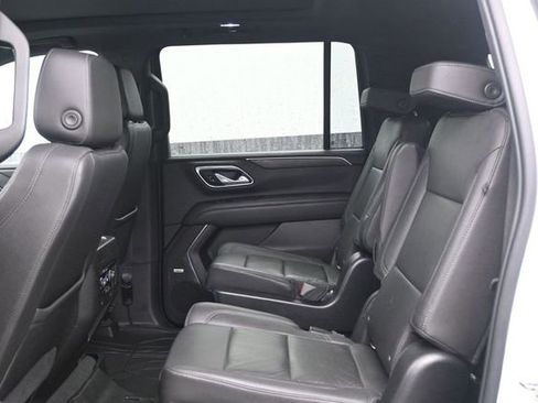 Used 2021 Chevrolet Suburban Z71 AWD/4WD image 5