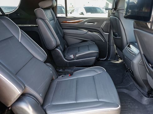 Used 2023 Cadillac Escalade ESV Premium Luxury w/ Performance Package image 18