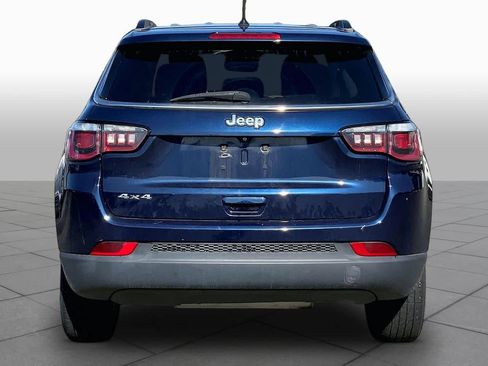 Used 2018 Jeep Compass Latitude AWD/4WD image 5