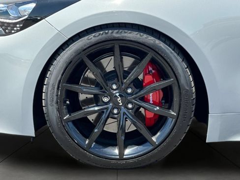Certified 2022 Kia Stinger GT2 w/ Scorpion Package RWD image 31