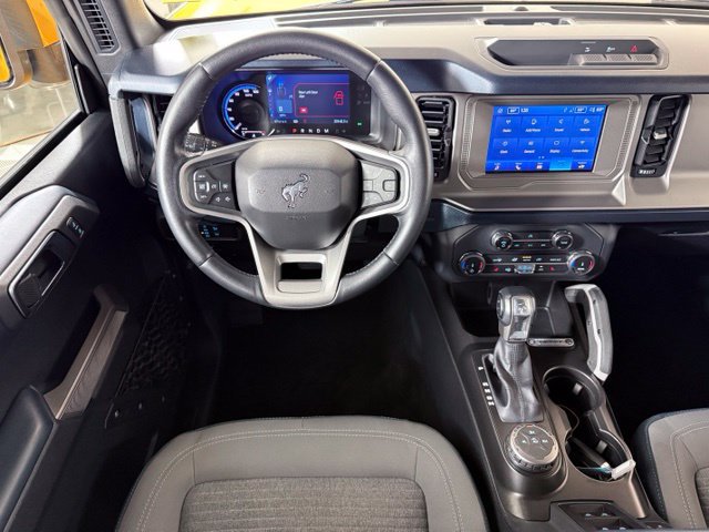 Used 2022 Ford Bronco Outer Banks AWD/4WD image 11