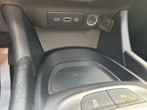 Used 2024 Chevrolet Malibu RS FWD image 30
