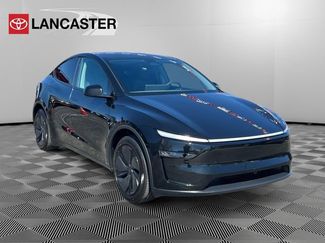 Used 2026 Tesla Model Y 2WD video 1