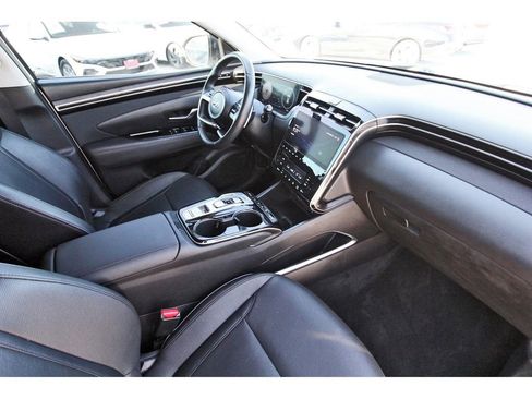 Used 2024 Hyundai Tucson Limited image 26
