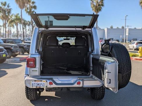 Certified 2020 Jeep Wrangler Unlimited Sahara image 7