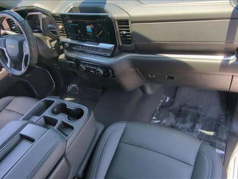 Used 2025 Chevrolet Silverado 2500 LTZ AWD/4WD image 20