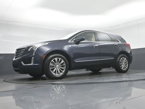 Used 2018 Cadillac XT5 Luxury w/ Driver Awareness Package FWD image 60