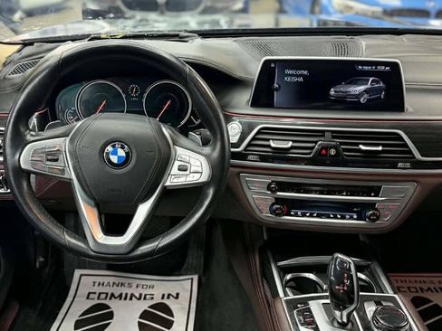 Used 2016 BMW 750i xDrive AWD/4WD image 19
