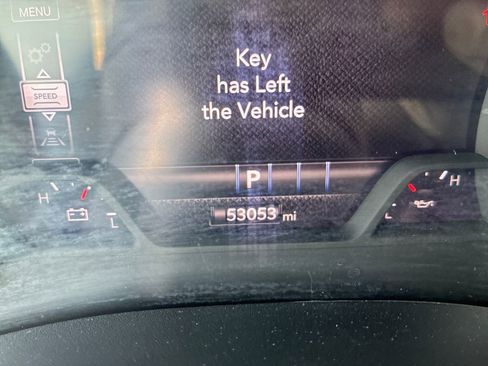 Used 2025 RAM 1500 Big Horn AWD/4WD image 17