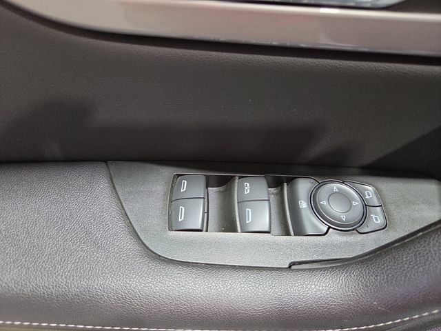 Used 2025 Chevrolet Blazer LT AWD/4WD image 45