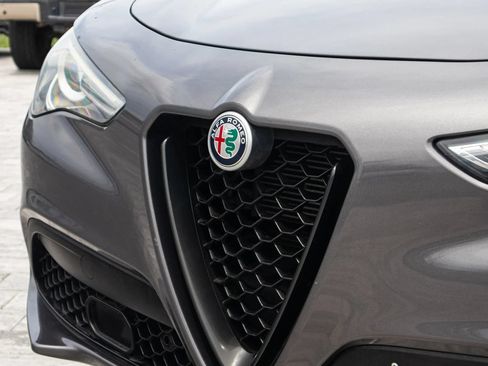 Used 2019 Alfa Romeo Stelvio w/ Nero Edizione RWD image 35