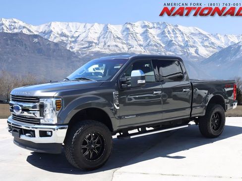 Used 2019 Ford F250 XLT w/ XLT Premium Package AWD/4WD image 1