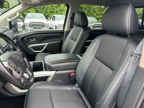 Used 2018 Nissan Titan PRO-4X w/ Pro-4x Utility Package AWD/4WD image 4