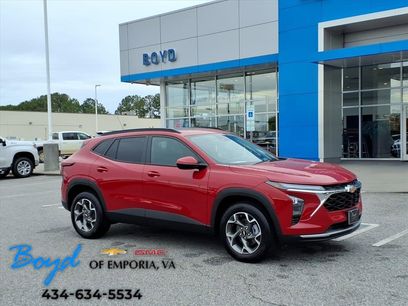 New 2026 Chevrolet Trax LT w/ Sunroof Package