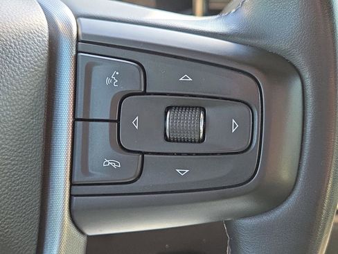 Used 2024 GMC Sierra 1500 SLT image 31