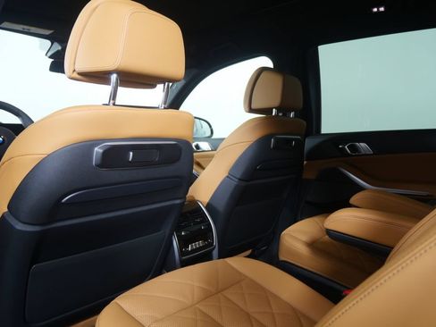 New 2027 BMW X7 xDrive40i AWD/4WD image 17