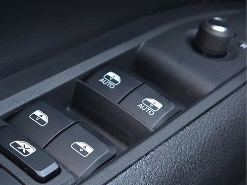 New 2026 Jeep Compass Trailhawk image 16