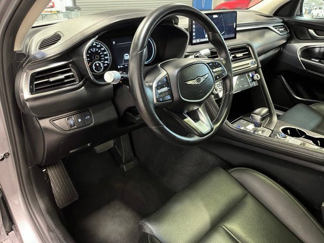 Used 2025 Genesis G70 2.5T RWD image 19